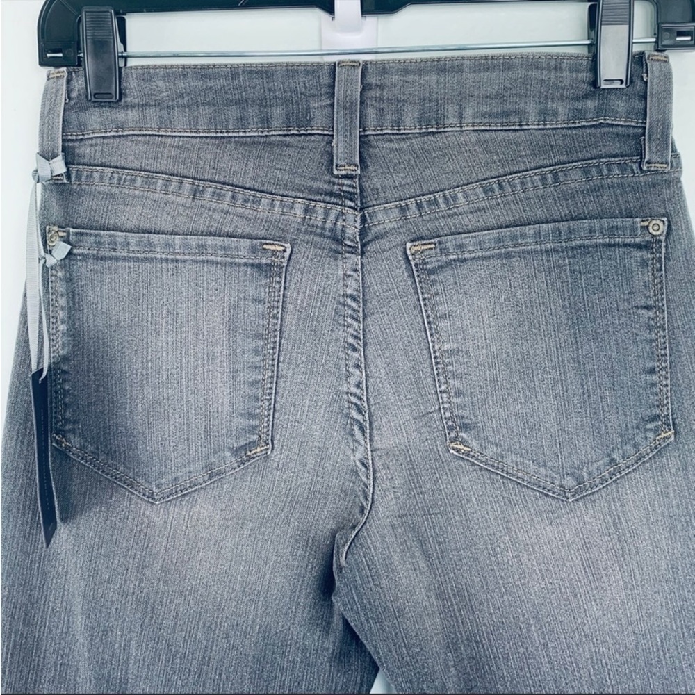 NYDJ Clarissa Grey Wash Jeans Size 0 NWT - Picture 4 of 6